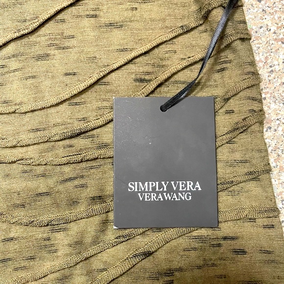 Simply Vera Wang Green (Olive ) Jacquard Design Top Size Small- NWT - Picture 4 of 5